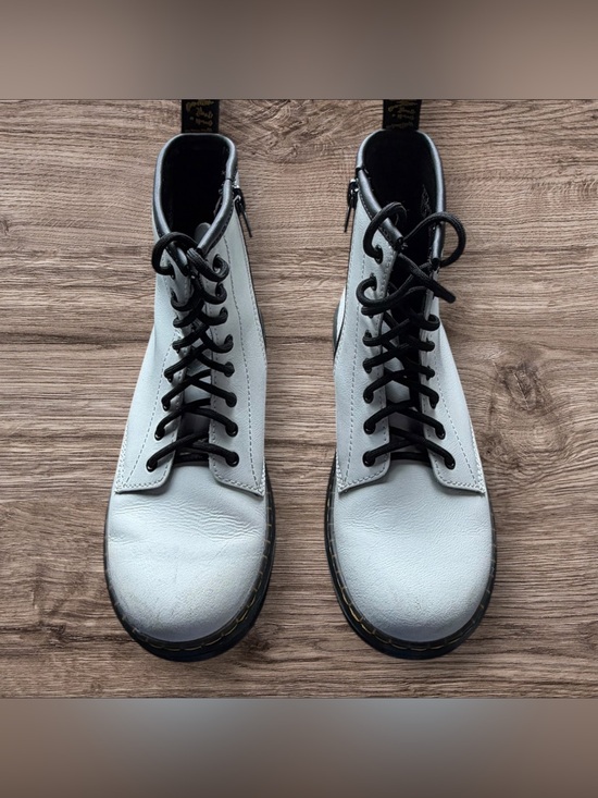 Dr. Martens Other - Girls White Dr. Martens Size 4